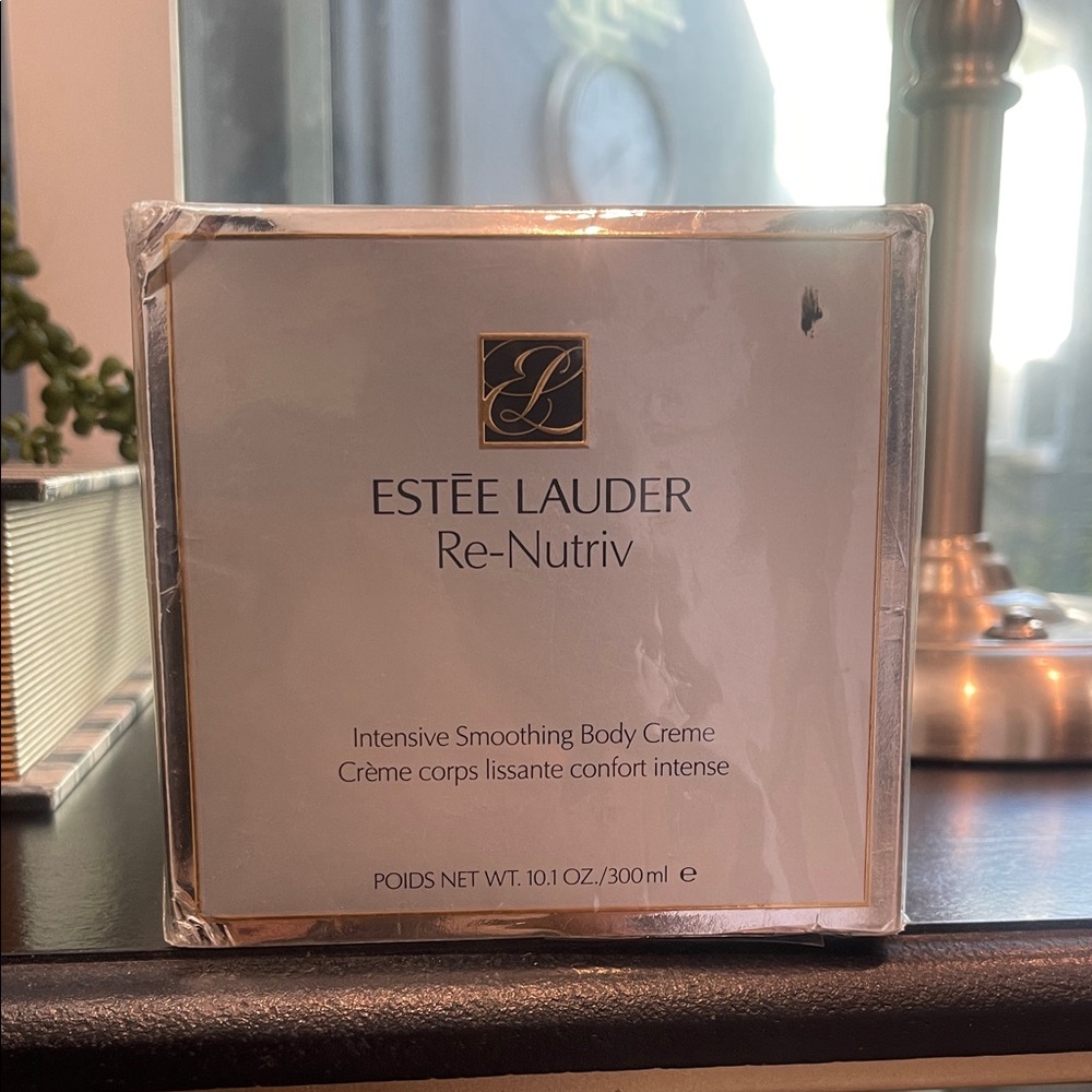 Estee Lauder Re-Nutriv Intensive Smoothing Body Creme